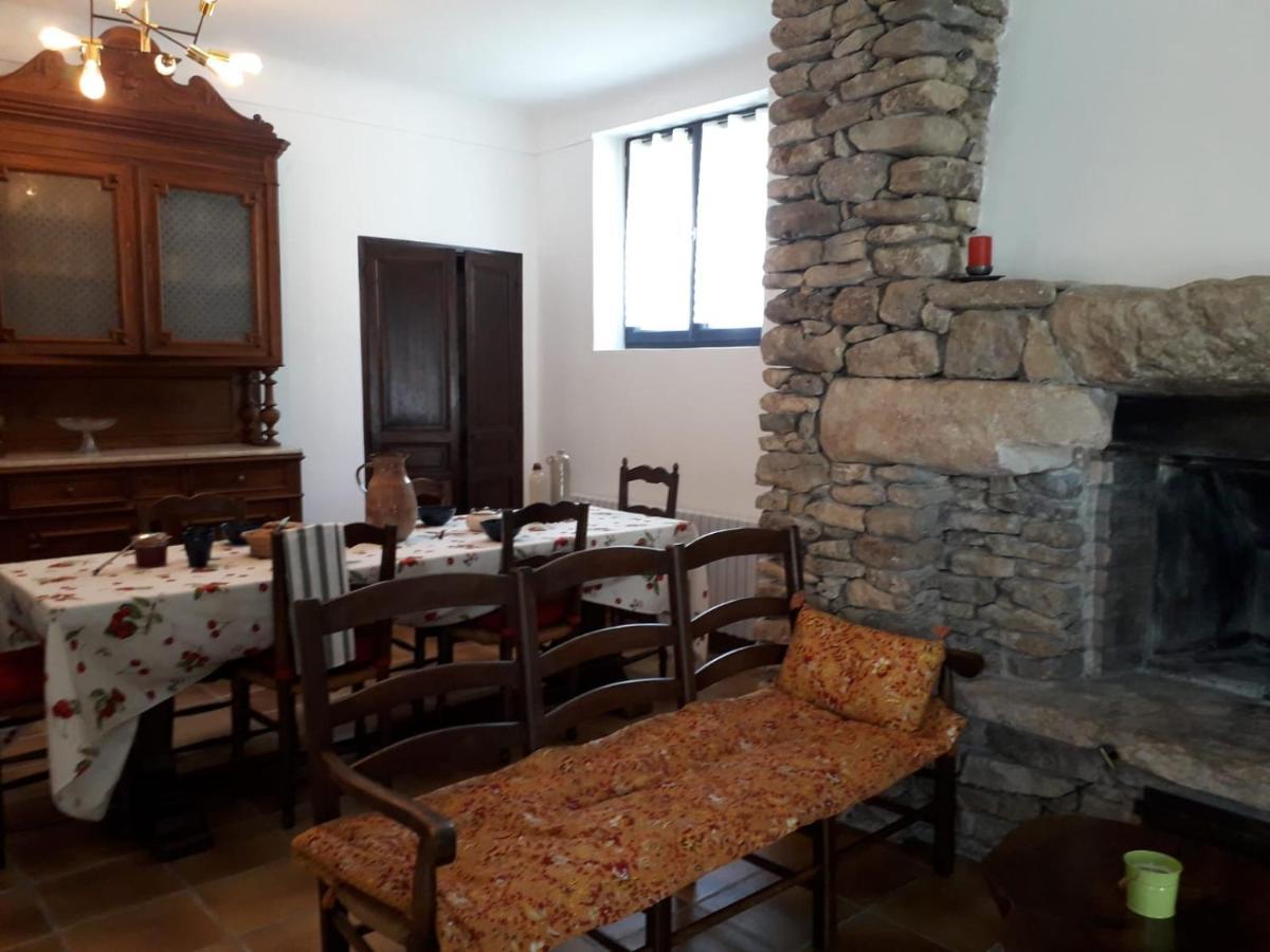 Maison Bourgues Lioux Екстериор снимка